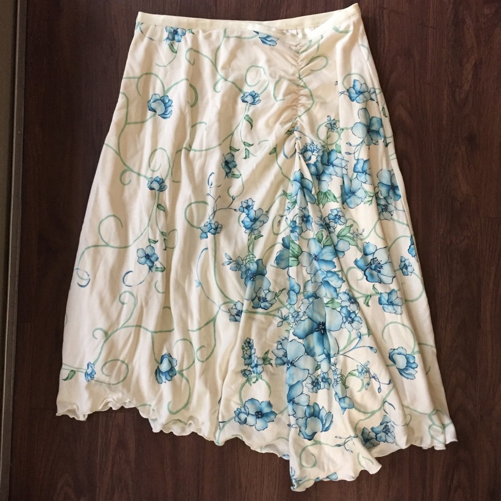 NWT silk blend cream floral handkerchief hem skirt